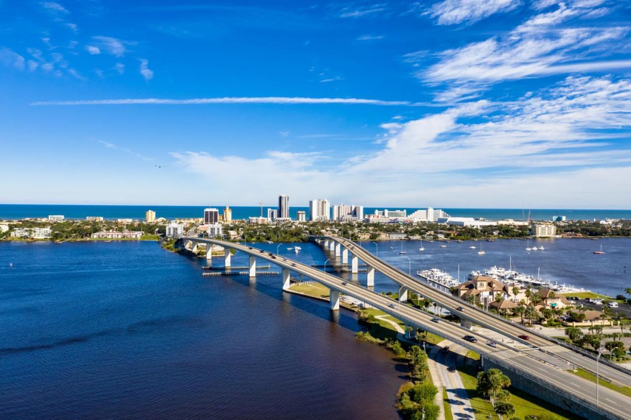 The Good Ole Days King Bed Pet Friendly * Daytona Beach